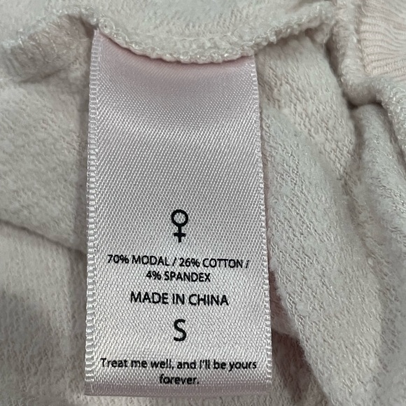 Selkie Pillow Sweater in Creme - Picture 10 of 11